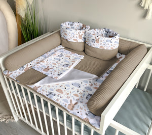 Wickelauflage mit abnehmbaren Bezug und wasserdichter Matratze - Changing mat | set of 6 elements | Owls and bunnies plus brown-SleepeSheep- - SleepeSheep