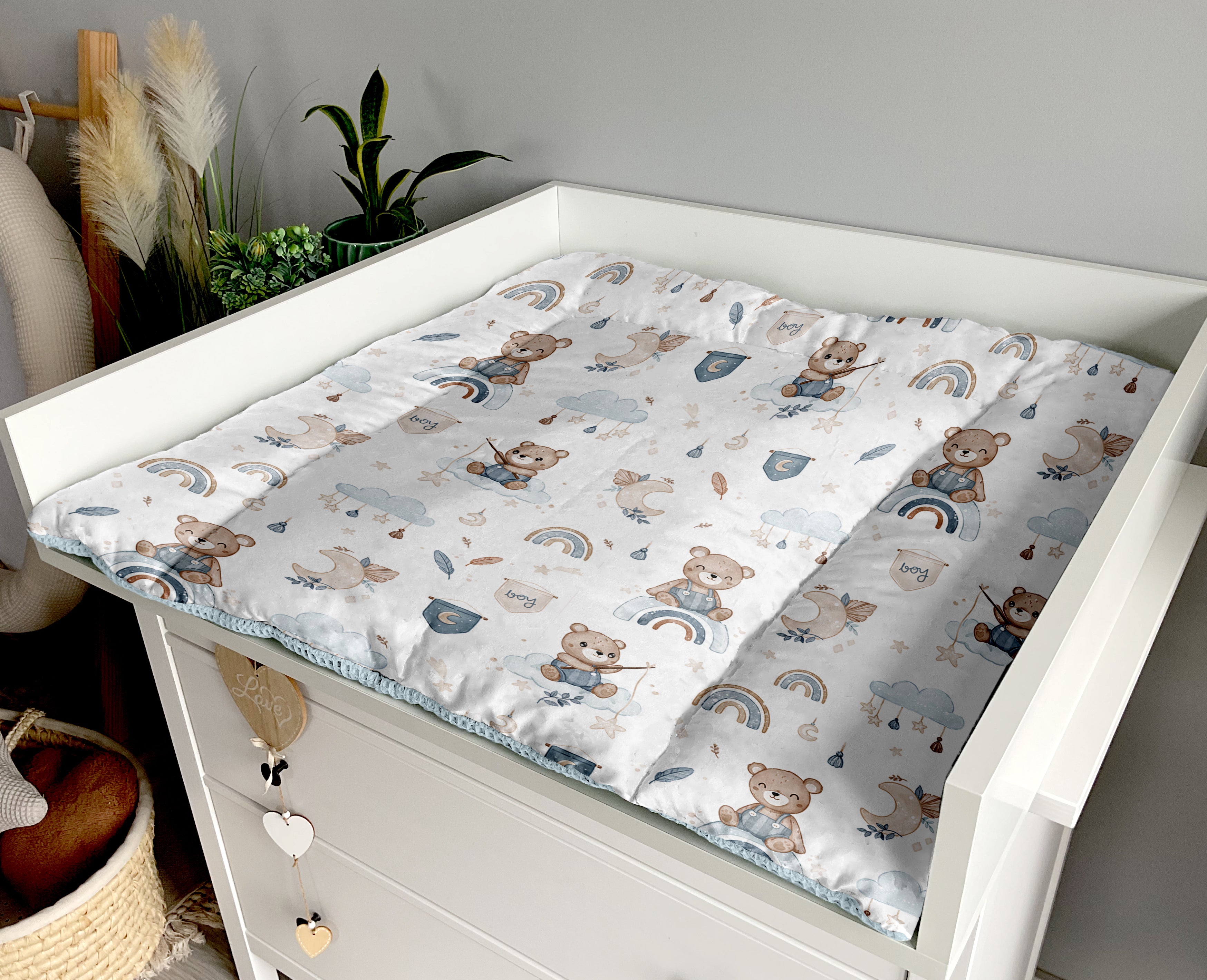 Changing mat | Dreams of sleepy bears and blue