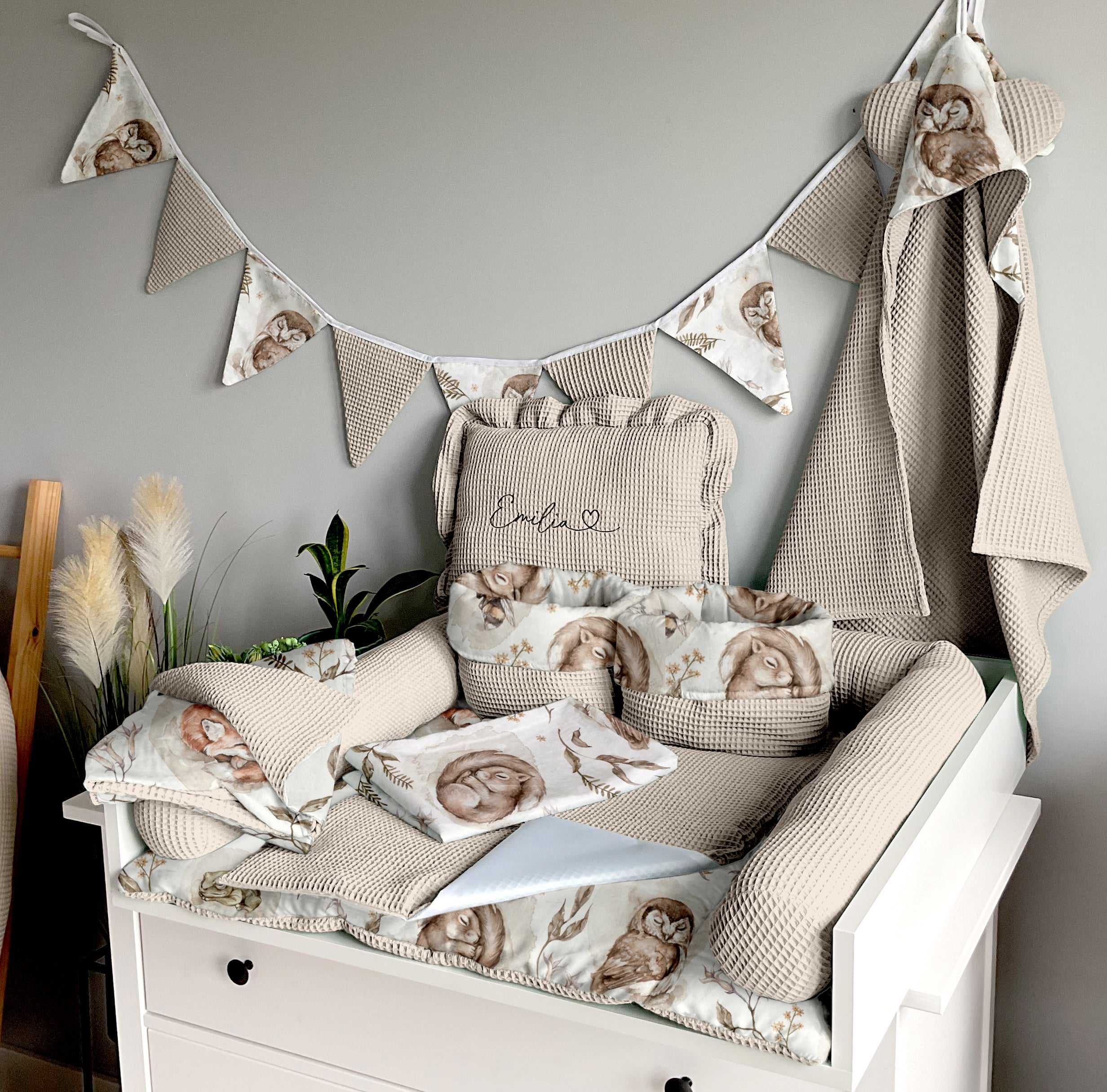 Changing mat | Sleeping animals and sand