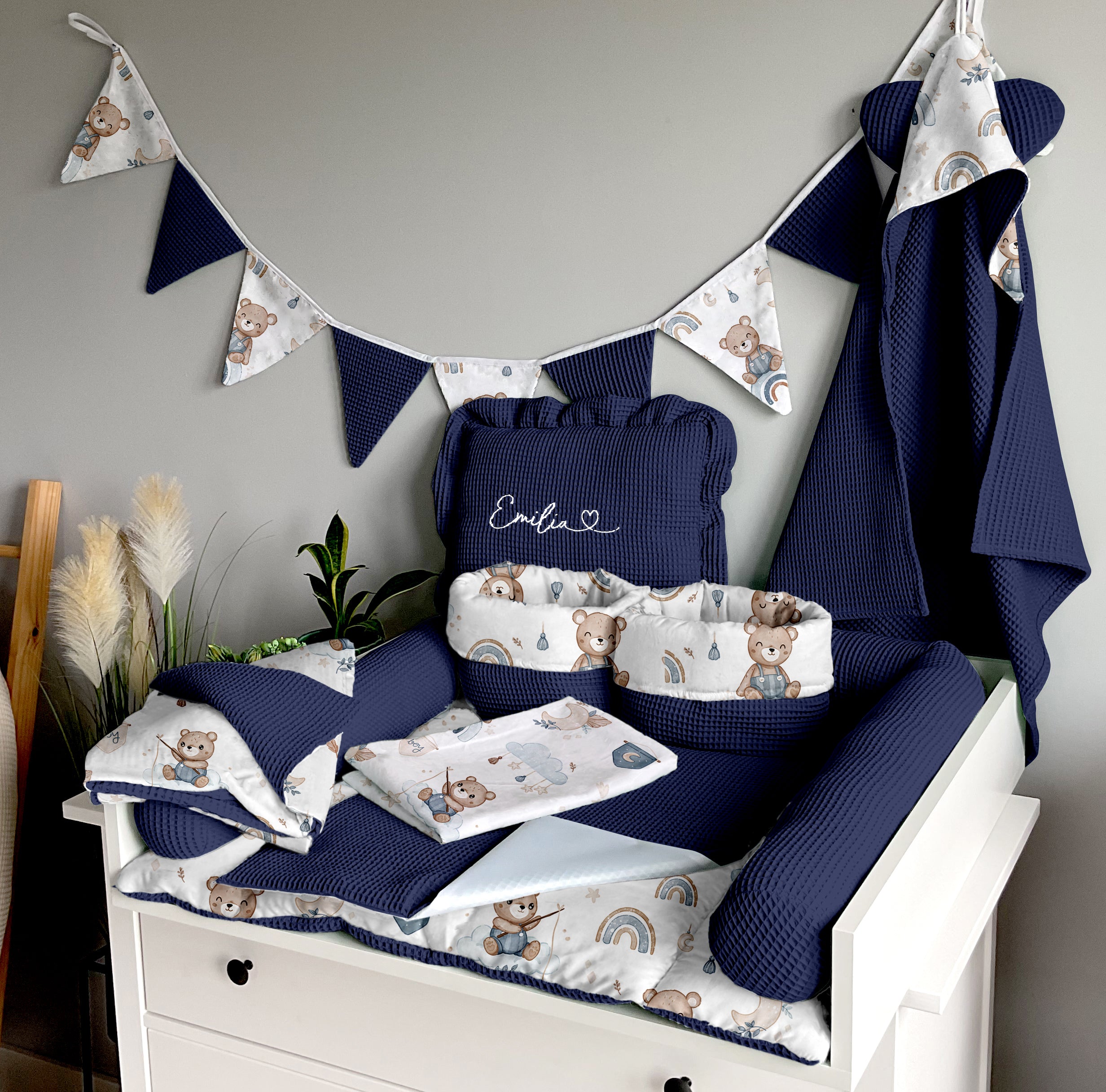 Changing mat | Dreams of sleepy bears and navy blue