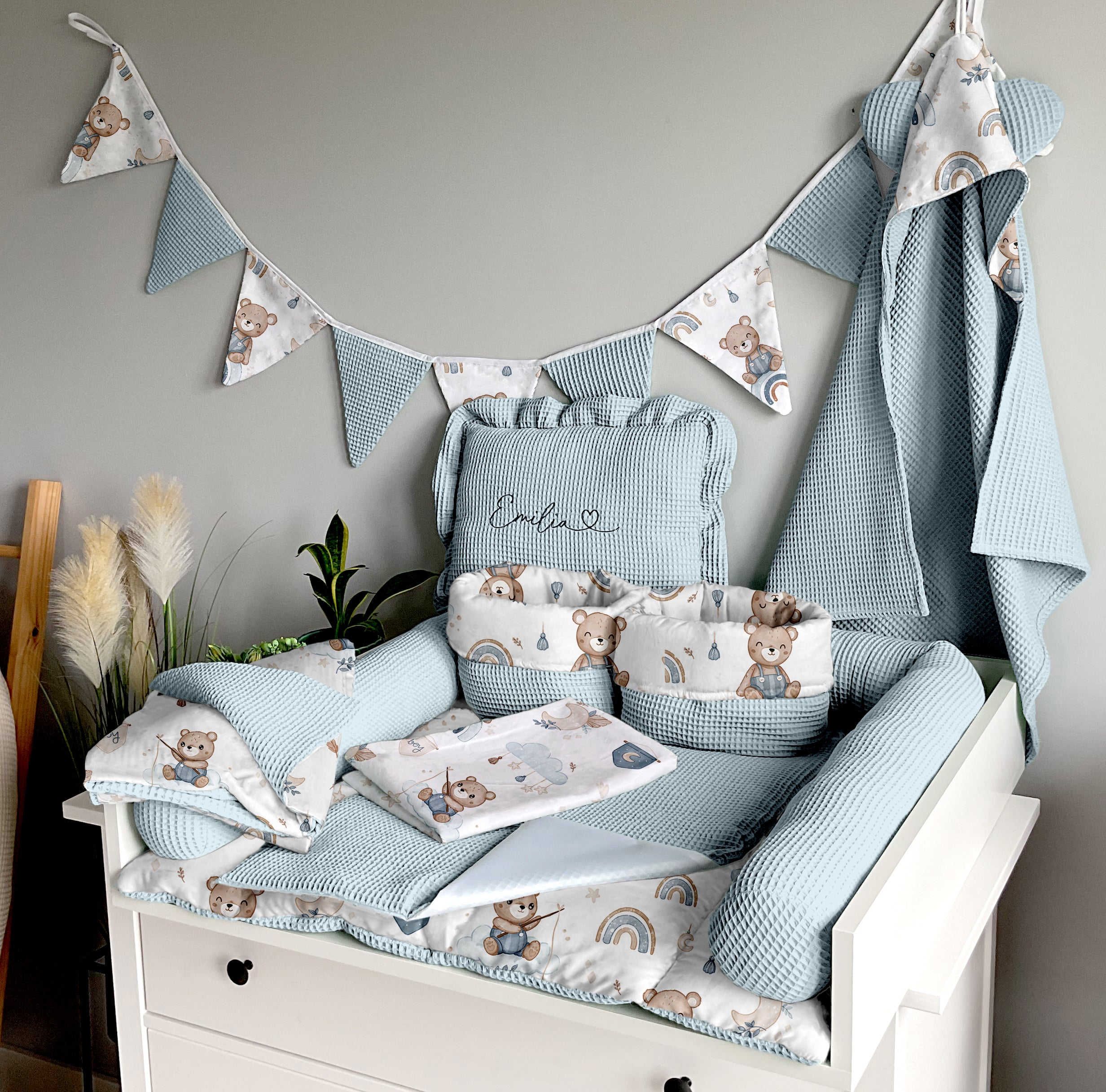 Changing mat | Dreams of sleepy bears and blue