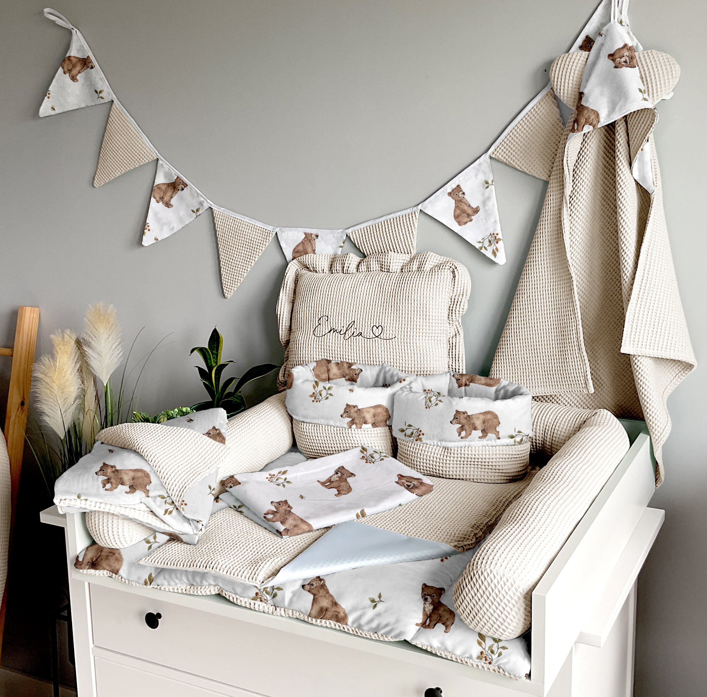 Changing mat | Bears and Light beige