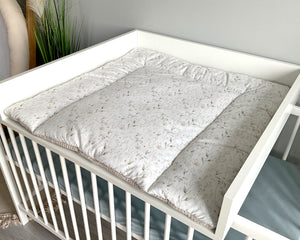 Wickelauflage mit abnehmbaren Bezug und wasserdichter Matratze - Changing mat | Grass (roll Reh)-SleepeSheep-Set 1-50cm W 70cm H- - SleepeSheep