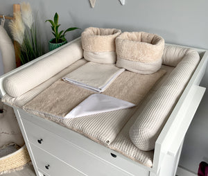Wickelauflage mit abnehmbaren Bezug und wasserdichter Matratze - Changing mat with snaps | Beige Frotte-SleepeSheep-Set 4-50cm W 70cm H- - SleepeSheep