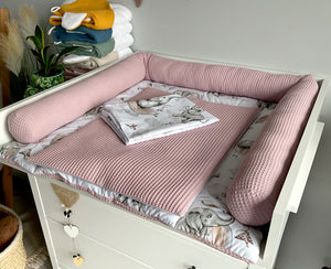 Wickelauflage mit abnehmbaren Bezug und wasserdichter Matratze - Changing mat | set of 6 elements | Beige elephants and dirty pink-SleepeSheep- - SleepeSheep