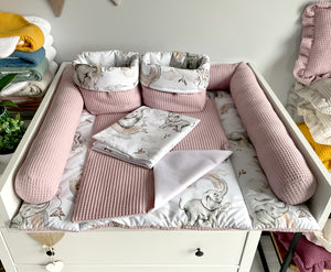 Wickelauflage mit abnehmbaren Bezug und wasserdichter Matratze - Changing mat | set of 6 elements | Beige elephants and dirty pink-SleepeSheep- - SleepeSheep