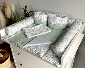 Wickelauflage mit abnehmbaren Bezug und wasserdichter Matratze - Changing mat | Mini Eukalyptus (Roll in pattern)-SleepeSheep-Set 4-50cm W 70cm H- - SleepeSheep