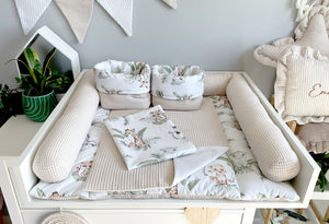 Wickelauflage mit abnehmbaren Bezug und wasserdichter Matratze - Changing mat | set of 6 elements | Safari-SleepeSheep- - SleepeSheep