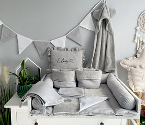 Wickelauflage mit abnehmbaren Bezug und wasserdichter Matratze - Changing mat with snaps | Grey Frotte-SleepeSheep- - SleepeSheep