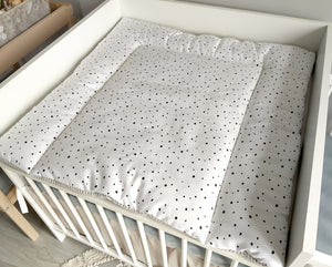 Wickelauflage mit abnehmbaren Bezug und wasserdichter Matratze - Changing mat | Confetti and gray-SleepeSheep-Set 1-50cm W 70cm H- - SleepeSheep