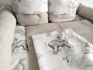 Wickelauflage mit abnehmbaren Bezug und wasserdichter Matratze - Changing mat | set of 6 elements | Beige elephants-SleepeSheep- - SleepeSheep