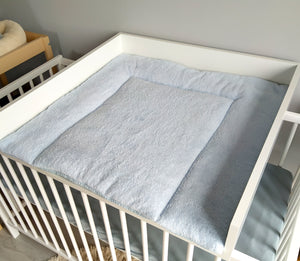 Wickelauflage mit abnehmbaren Bezug und wasserdichter Matratze - Changing mat | Blue Frotte-SleepeSheep- - SleepeSheep