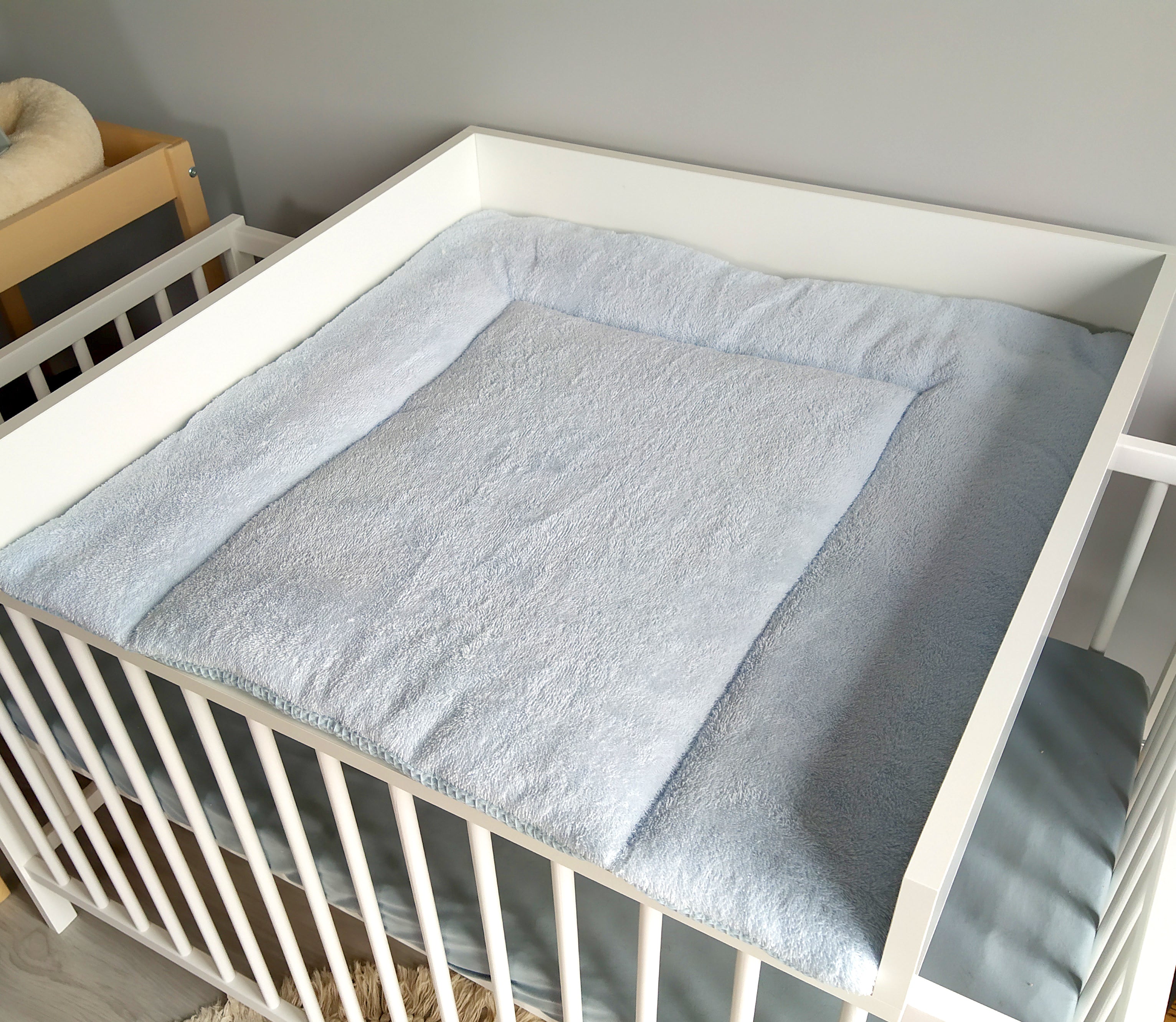 Wickelauflage mit abnehmbaren Bezug und wasserdichter Matratze - Changing mat | Blue Frotte-SleepeSheep- - SleepeSheep