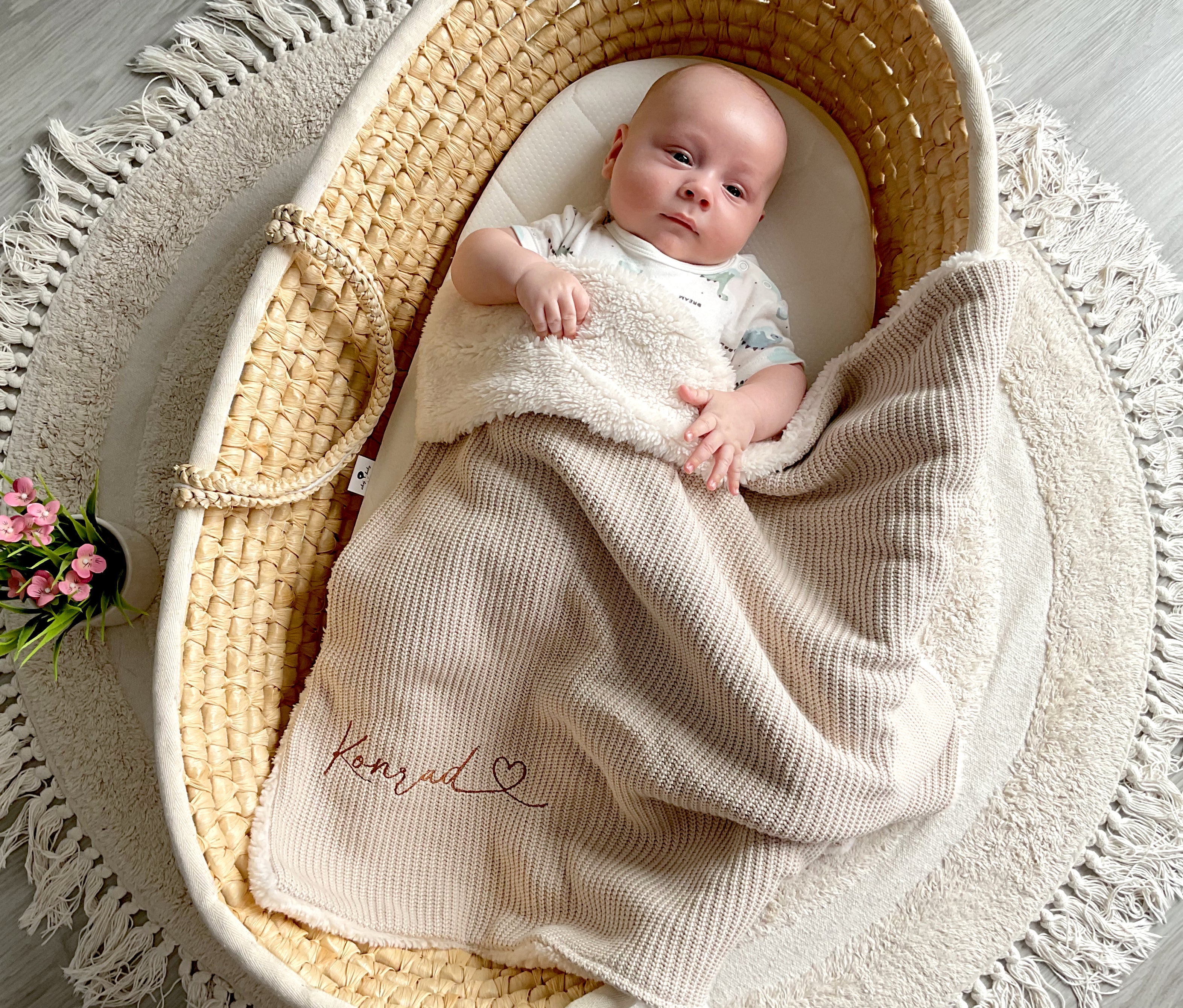 Knitted baby blanket with name | Winter blanket