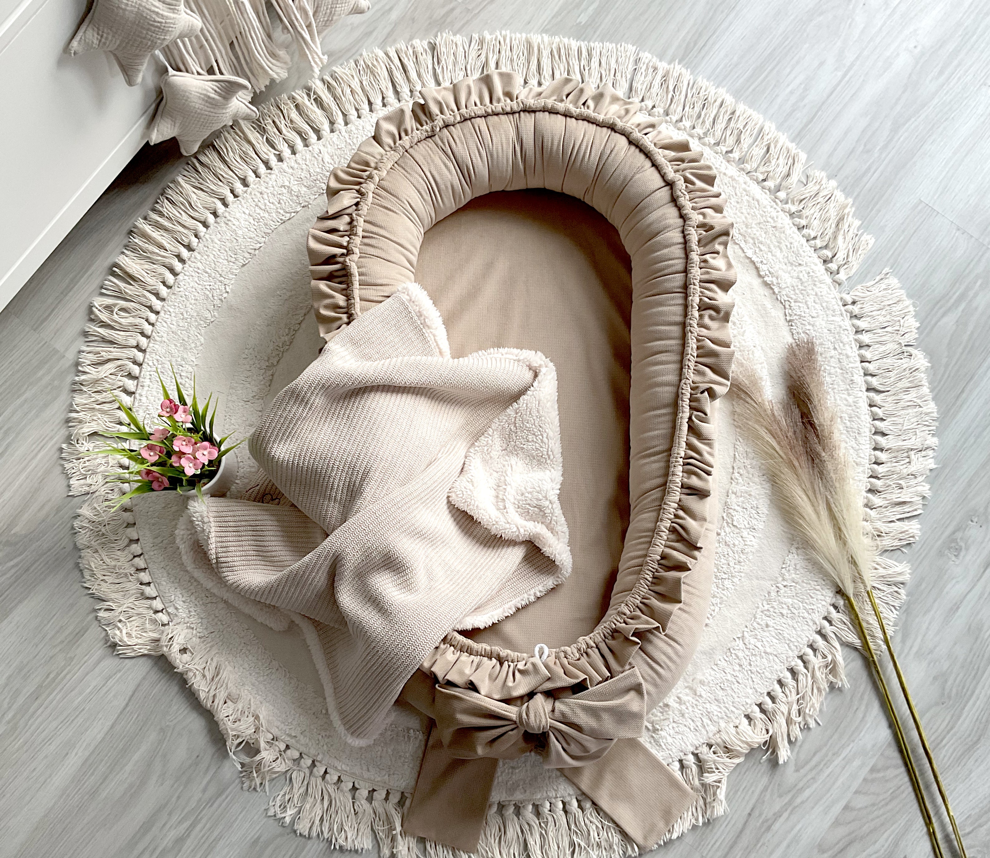 Babynest Velvet Beige