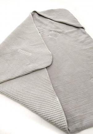 Summer baby car seat blanket | Waffle & muslin | Grey - SleepeSheep