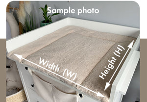 Wickelauflage mit abnehmbaren Bezug und wasserdichter Matratze - Changing mat | set of 6 elements | Beige elephants and dirty pink-SleepeSheep- - SleepeSheep