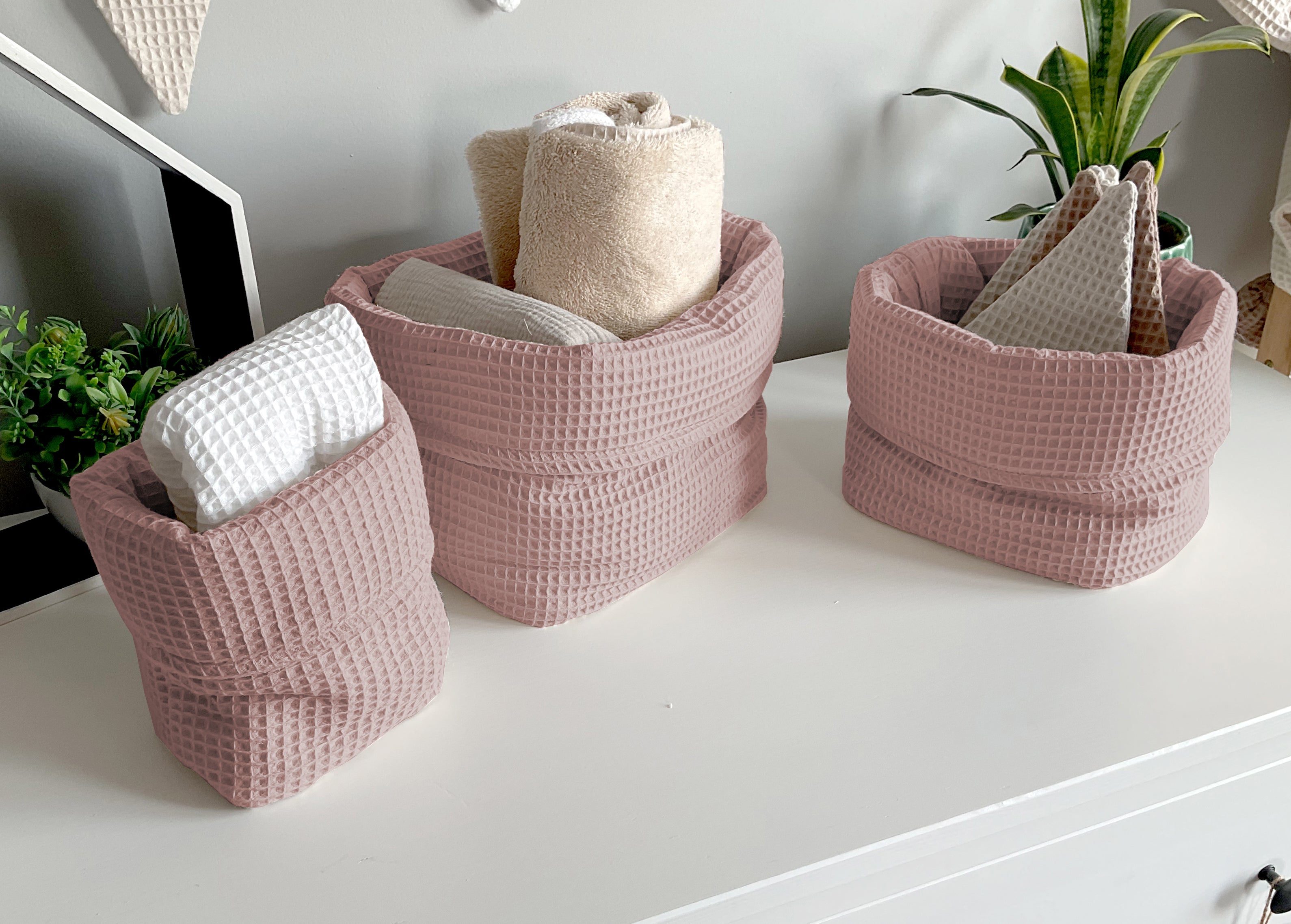 Basket, organizer for changing table | Dirty pink - SleepeSheep