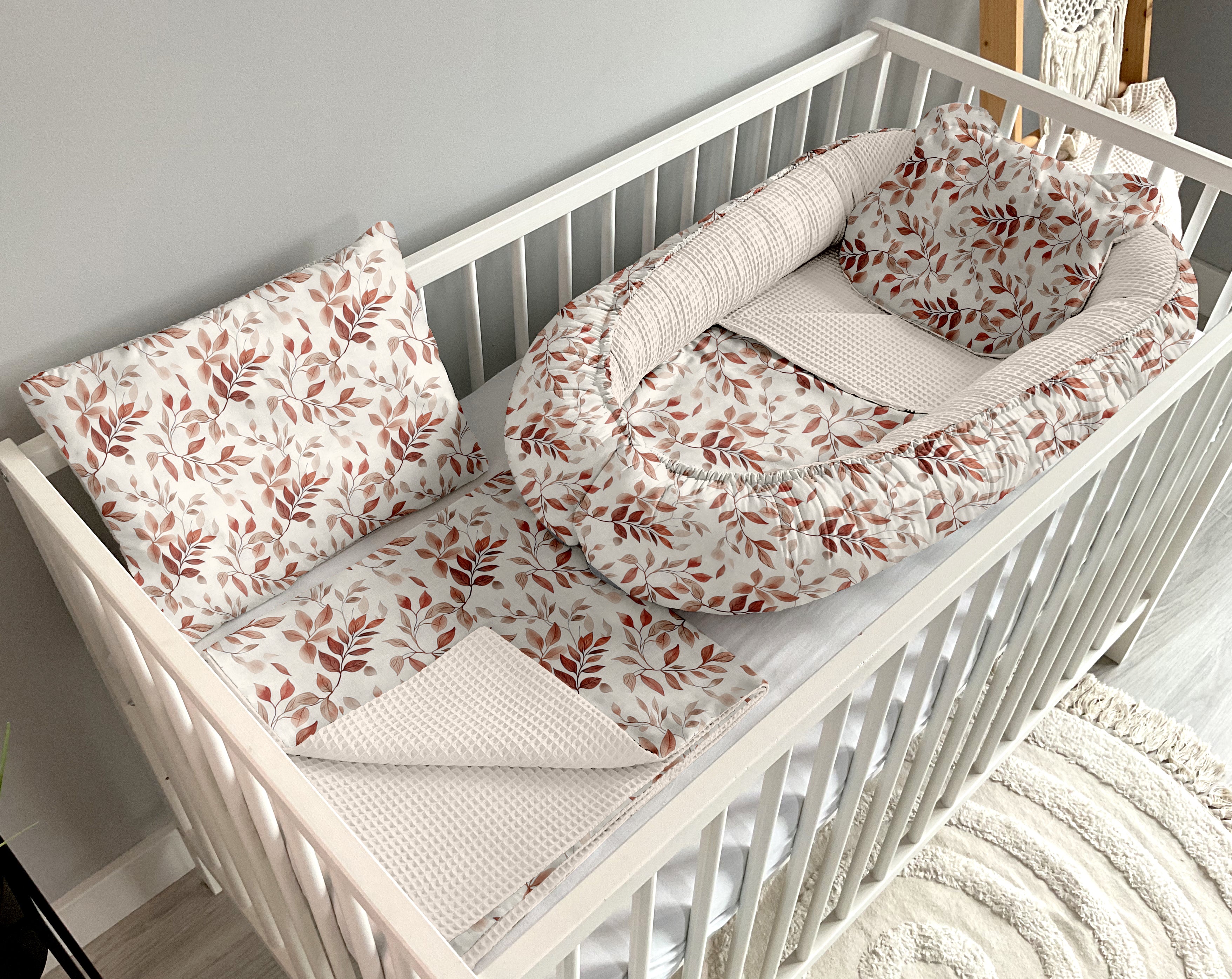 Babynest 5 piece set | Leaves and light beige [PREMIUM]