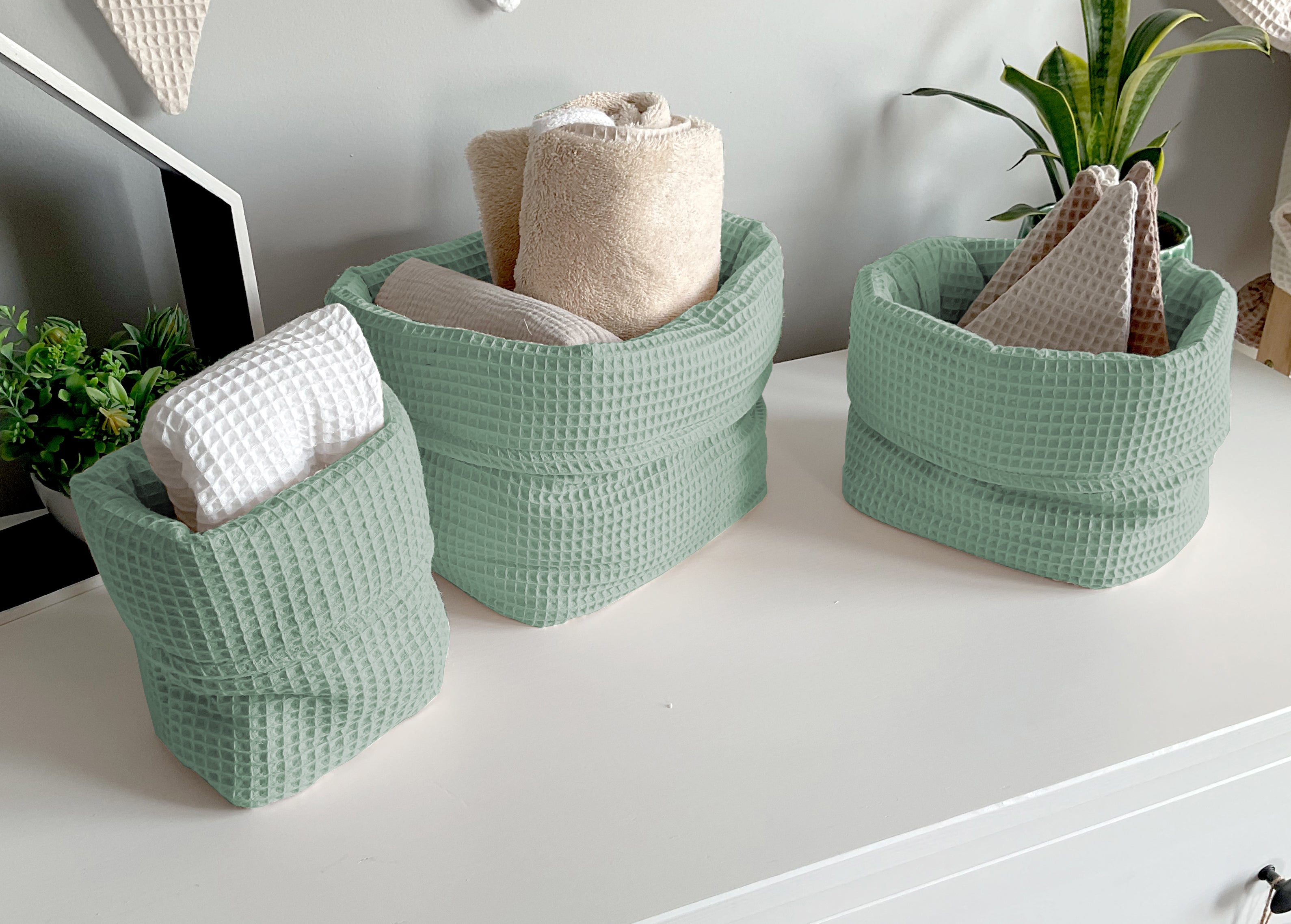 Basket, organizer for changing table | Dirty mint - SleepeSheep