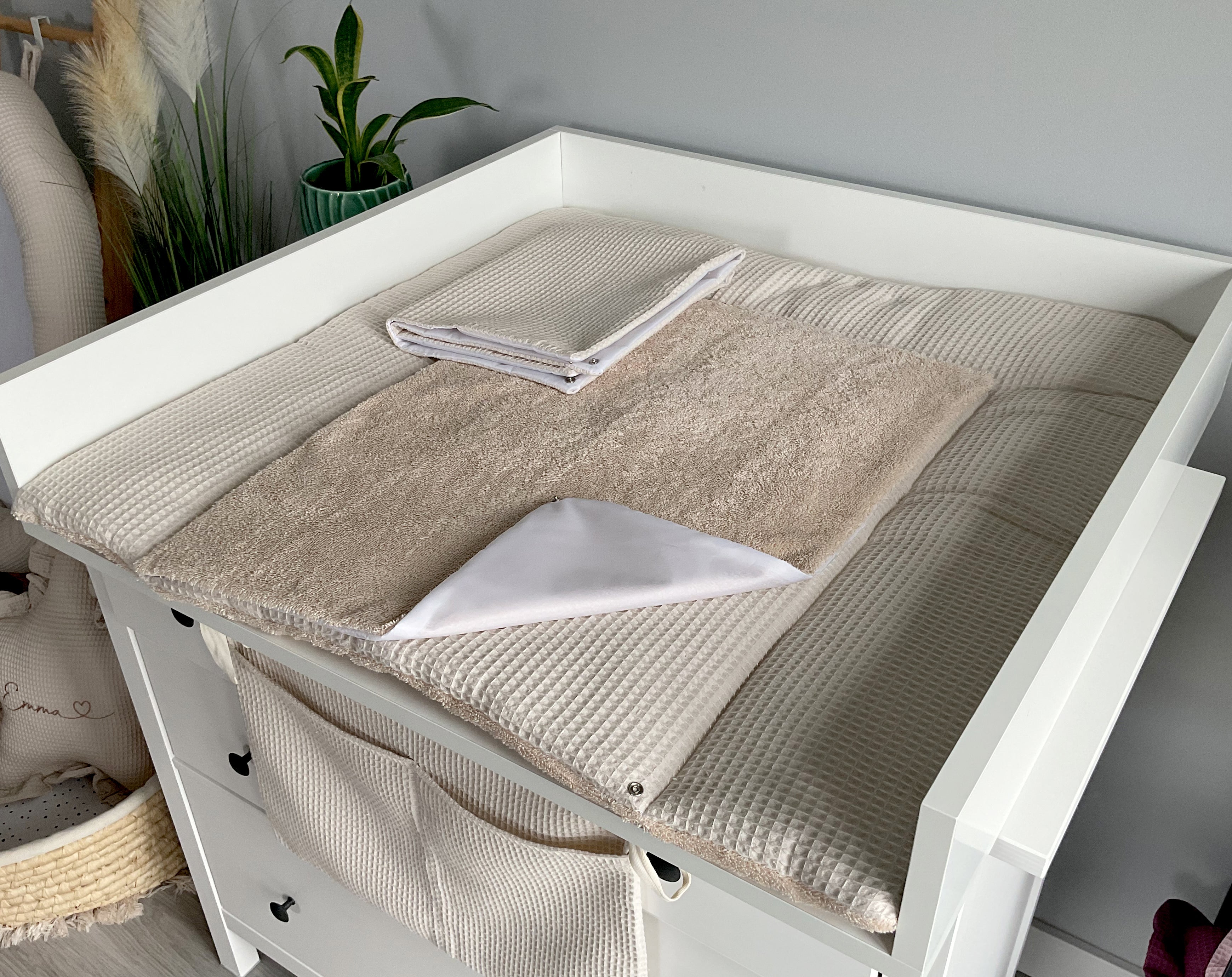 Changing mat with snaps | Beige Frotte - SleepeSheep